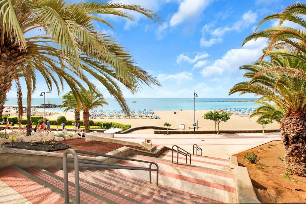 Studio In Torres Del Sol Griffin Near The Beach Arona  Exterior foto
